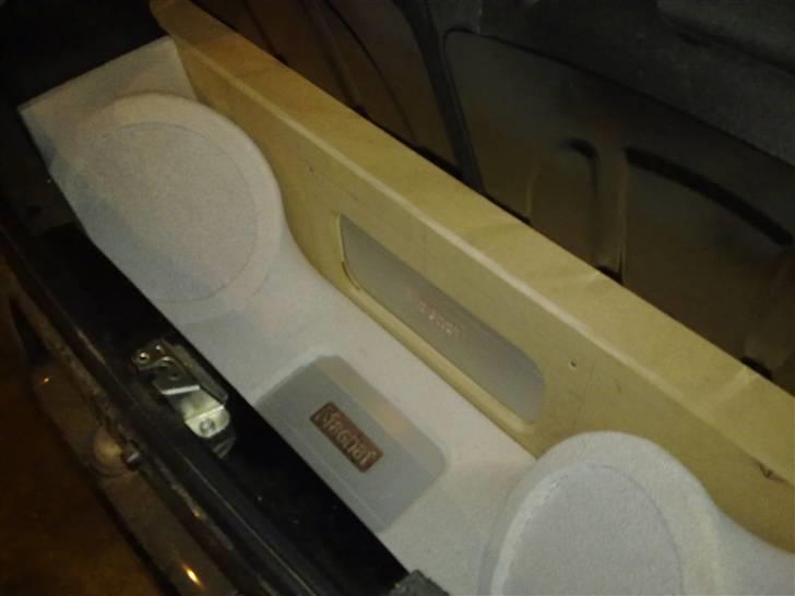 Aygo Bagagerums Projekt - Sådan ser bagagerummet ud efter to dage. Der mangler stadig hattehylde, glasfiber, lædder og lysdioder. billede 27