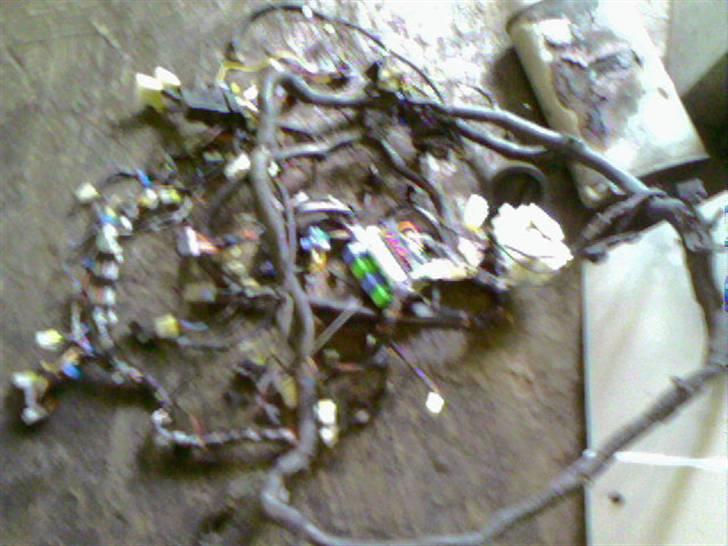 Motorskift til GTI 16v. - Så har vi ledningsnettet.. billede 13