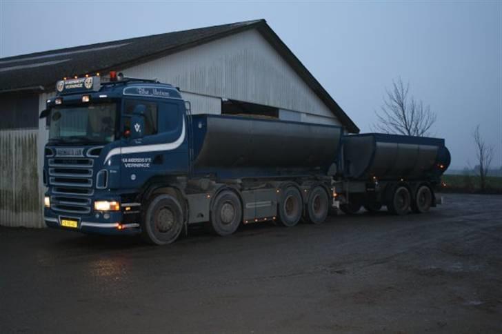 Lastbiler Kai Andersens eftf. - Warny's R500 på pladsen. billede 14