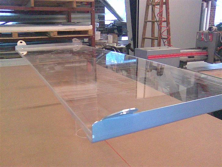 Lidt forskellige ting jeg har lavet.. - Acrylplade til Dj pult, til ophæng i X-stativ. billede 7