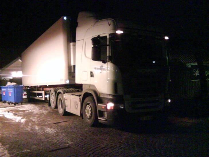 Min Gamle vogn hos J.H.Transport - Læsser af i fakta Nivå billede 2