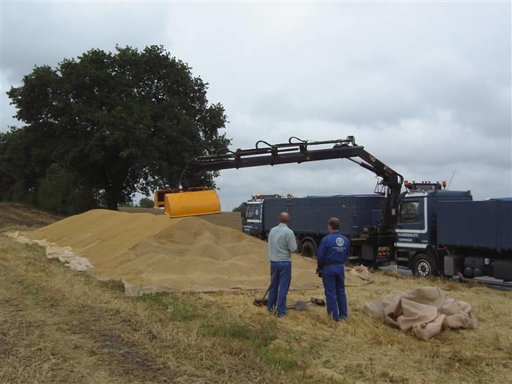Lastbiler Kai Andersens eftf. - Min fars Gamle Actros og Kongens gamle FL'er. billede 160
