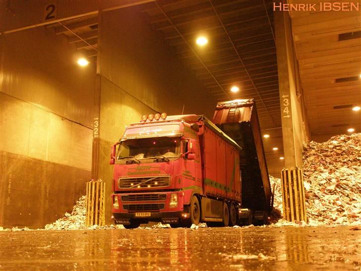 Aktiv Containerservice - Vipper aviserne af billede 198