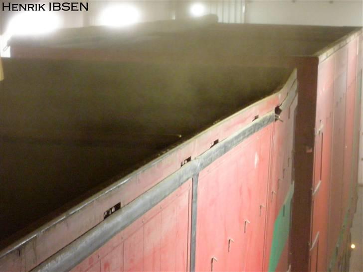 Aktiv Containerservice - Godt vi ikke skal ha siden åben på den, for så får vi den aldrig lukket igen, pga af ham det fjols der læsset i Esbjerg billede 211