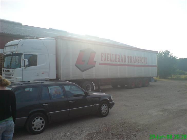 Mine Gl. lastbiler - Snehvide men en trailer fra Fjellerad Transport. billede 3