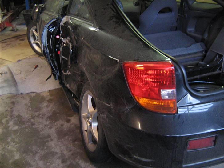 Genopbygning af Toyota Celica fra forsikring billede 45