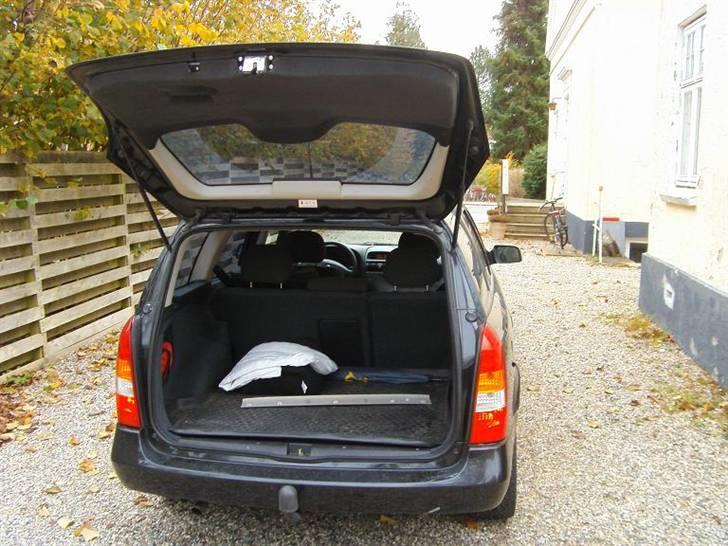 Opel Astra 1,6 16V Comfort Twinport st.car - SOLGT billede 14