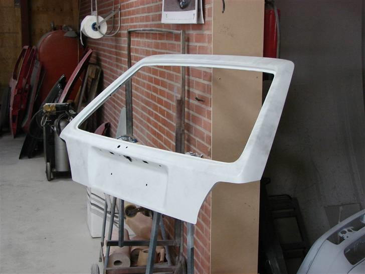 Golf 2 syncro projekt  - D.4-2-10 døre og klapper har fået epoxy billede 66