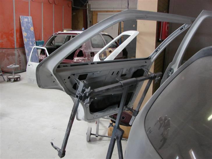 Golf 2 syncro projekt  - D.4-2-10 døre og klapper har fået epoxy billede 67