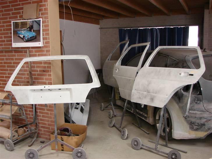 Golf 2 syncro projekt  - D.4-2-10 døre og klapper har fået epoxy billede 68
