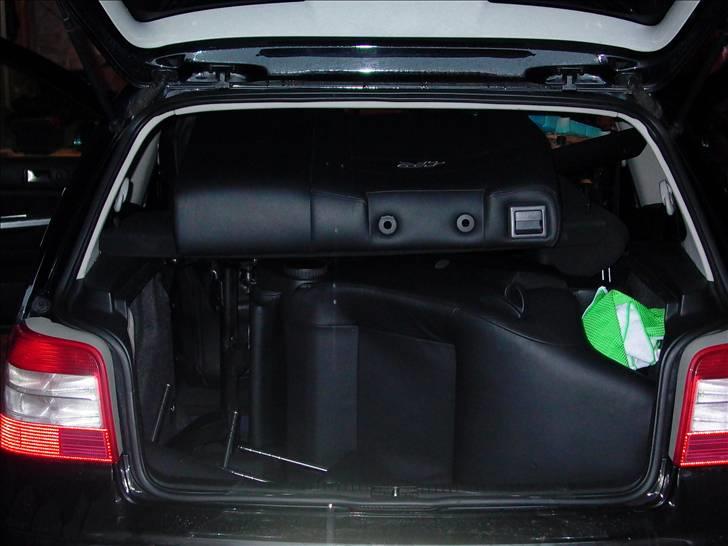 R32 Kabine - 10 sæder i en golf ? 

Set før? næææ ! billede 6