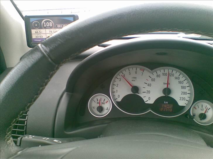 Fejlvisning på speedometer - Her viser speedometeret 110 km/t., hvor gps viser 108 km/t. Det er en fejlvisning på kun ((2/108)*100) = 1,85% billede 1