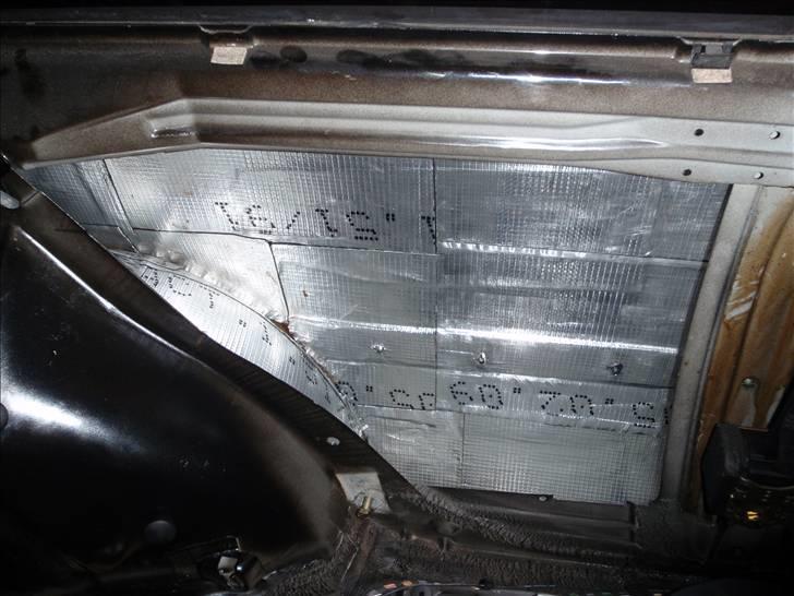 Golf GTI - Lydisolering og kabel føring - Bagskærme og hjulkasserne fik også. billede 38