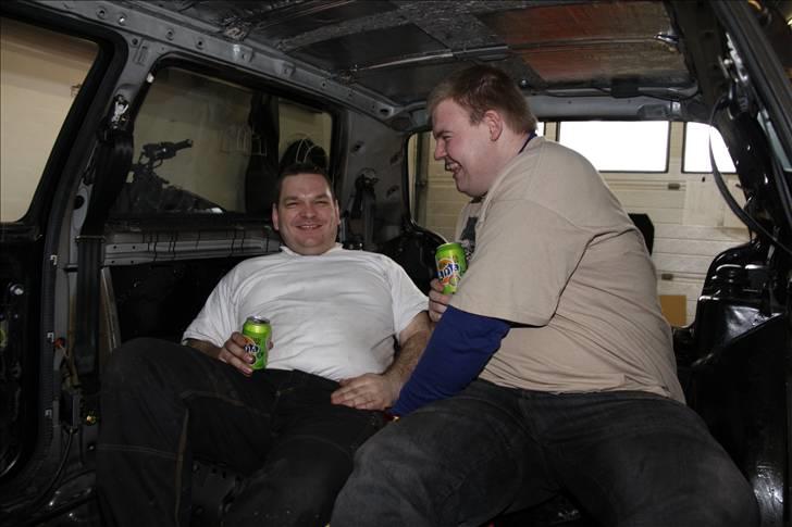 Golf GTI - Lydisolering og kabel føring - :) en velfortjent pause! billede 32