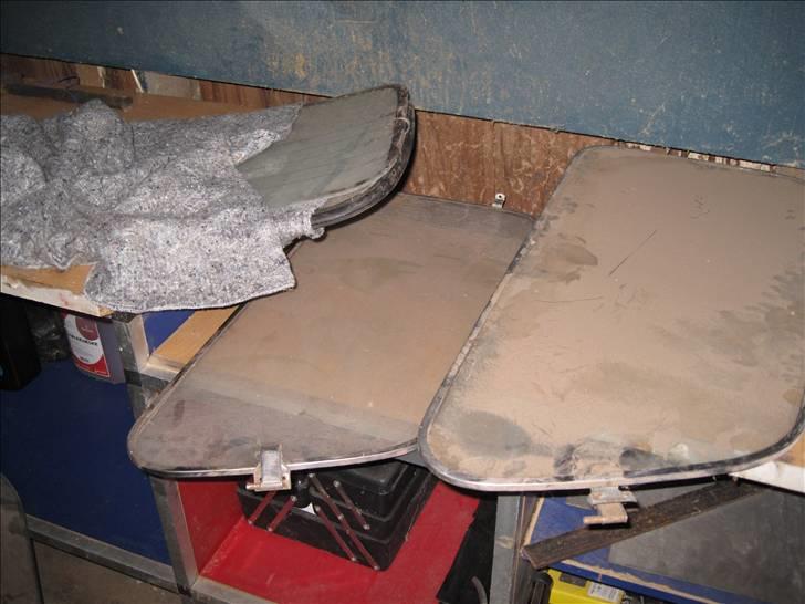 Morris Mascot 850 - Og så lige en omgang glas. Der mangler dog en forrude til bilen. billede 11