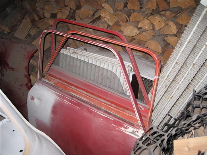 Morris Mascot 850 - Der fulgte lige et par døre med. Og en ekstra pasagerdør er vel ikke så ringe at have i baghånden. billede 6