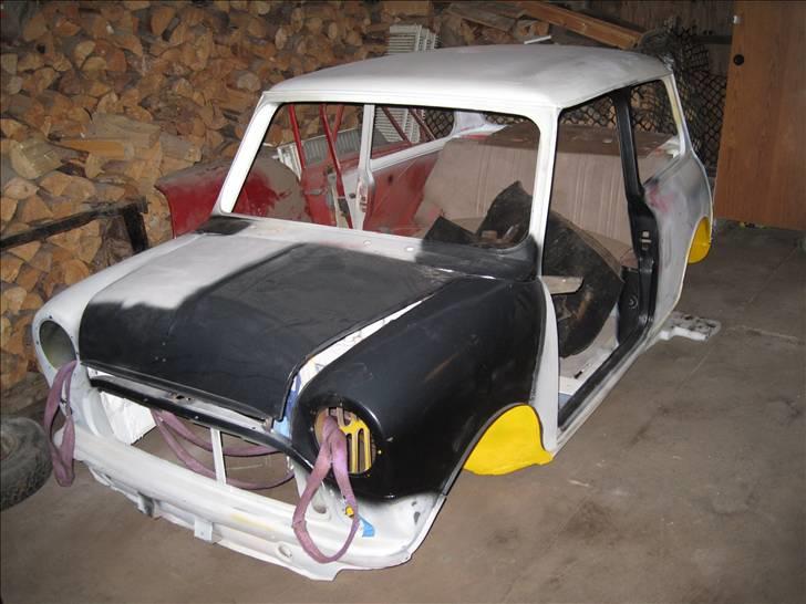 Morris Mascot 850 - Sådan så det ud samme aften som bilen kom hjem. Stor tak til Luderen (Lasse L) for hjælp med at hente bilen hjem. billede 1