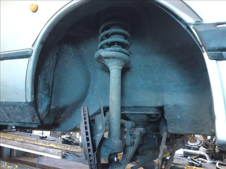 Så begynder E30´eren at tage form ;) - Gamle fjedre billede 25