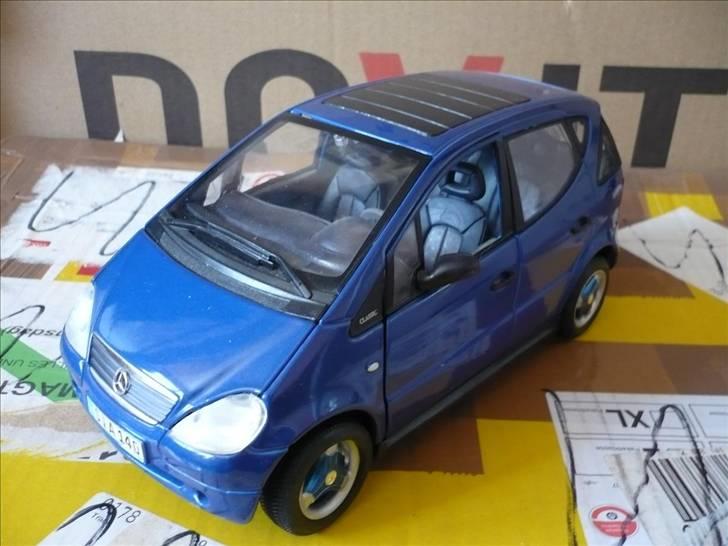 Mine modelbiler 1:18 - Mercedes a klasse billede 121