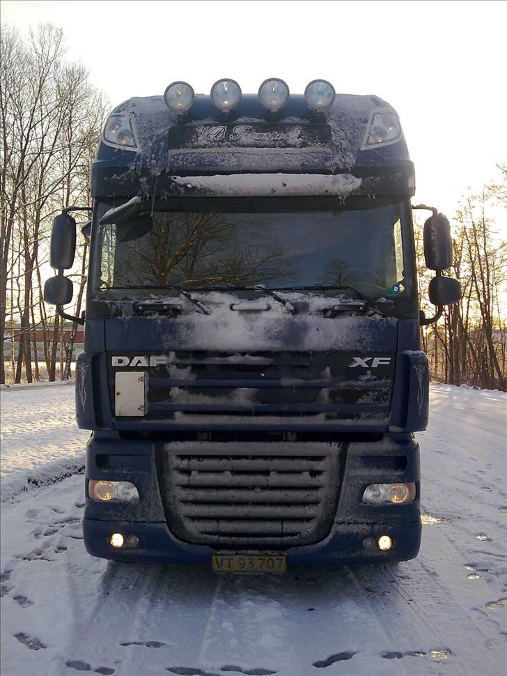 VB Transport Aps - En morgen i Broby efter en nat med kørsel i sne. billede 9