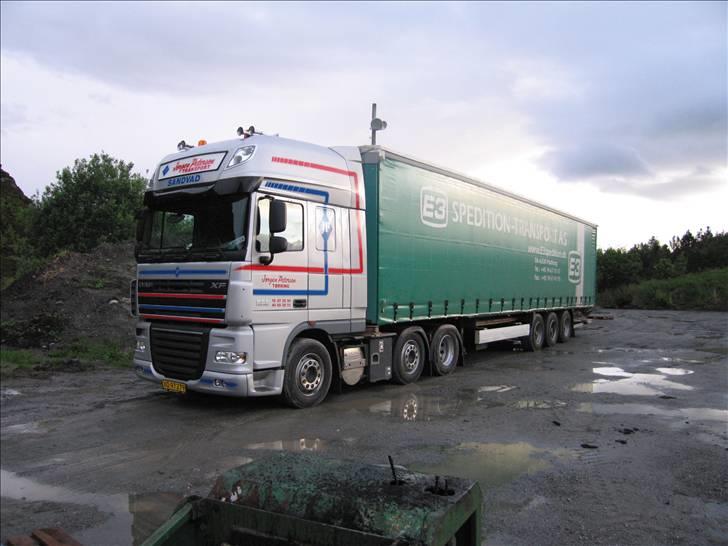 Lidt billeder fra mit job - Skarbøvik igen. Havde læsset et læs gummigranulat i Viborg som skulle bruges til en kunstgræsbane. billede 62