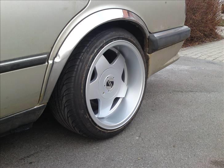 Så begynder E30´eren at tage form ;) - Men fine er de billede 41