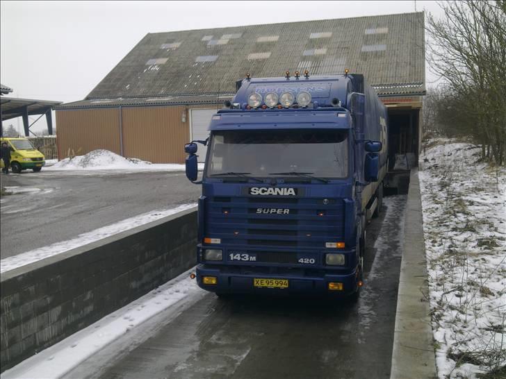 Min vogn ved H C Svendsen.  billede 72