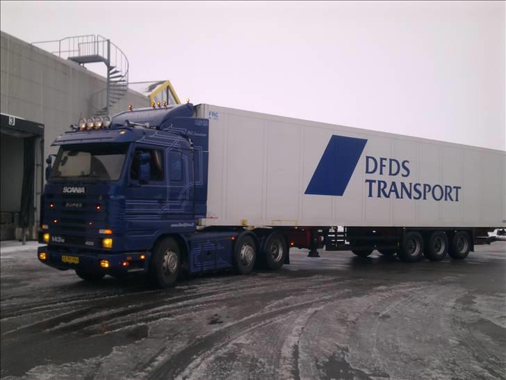 Min vogn ved H C Svendsen.  billede 77