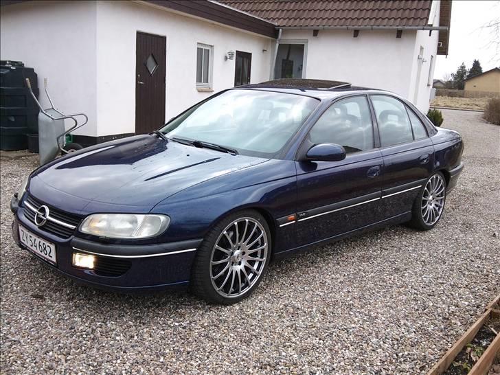 19" AEZ Xylo på Omega MV6 billede 2