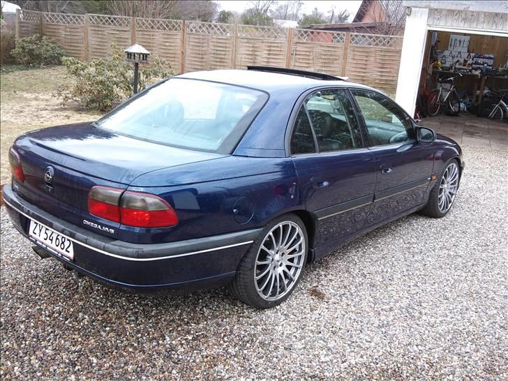 19" AEZ Xylo på Omega MV6 billede 3