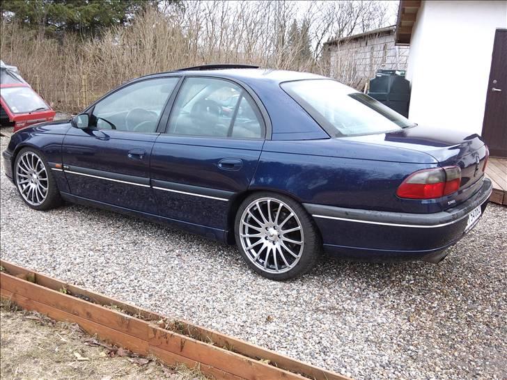 19" AEZ Xylo på Omega MV6 billede 4