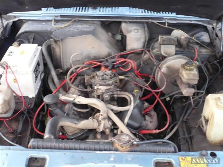 Ford Taunus projekt - Eneste billede af motor jeg har fra da jeg lige havde fået den.... men den er syg og vil ikke laves så den dør skam bare billede 2