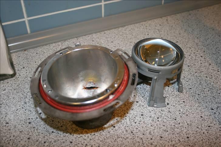 Hjemmelavet sort DE-lygte BMW E30 + E34 *opd 100410* - En advarsel mod 100watt pærer. billede 34