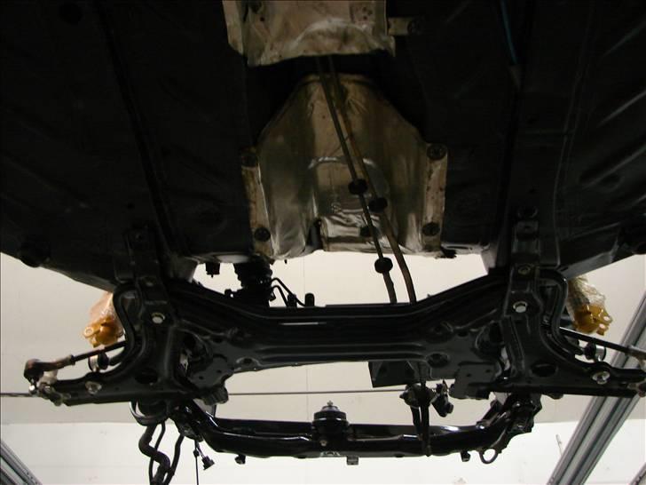 Golf 2 syncro projekt  - D.12-4-10 er begyndt at samle undervognen billede 86