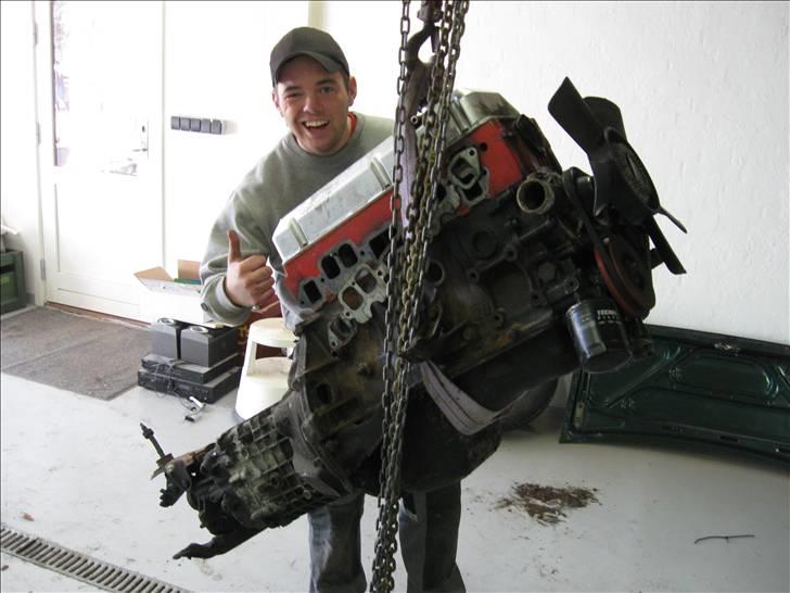 Opel Manta B Gsi :) - Ikke flere øl til den knægt.. :D billede 24