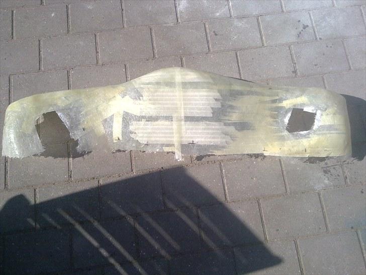 Hjemmelavet indstrumentbord og dørsider - Så blev øverste del støbt i glasfiber. billede 27