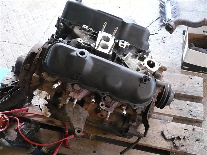 Ford Taunus projekt - Ny motor under samling med nye pakninger billede 30