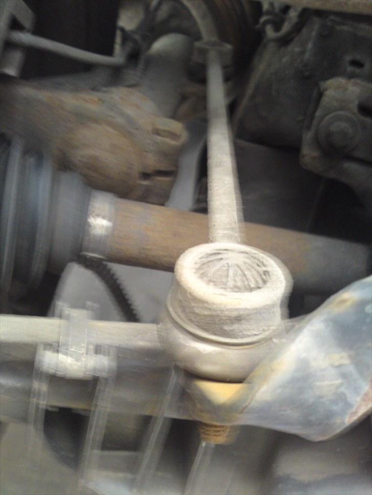 Ny Undervogn 206 - Har Valgt og købe nye kødben og fjederbenslejer nok ik nogen dum ide ses ikke så godt men mancheterne på kødbenende er helt smadret billede 2