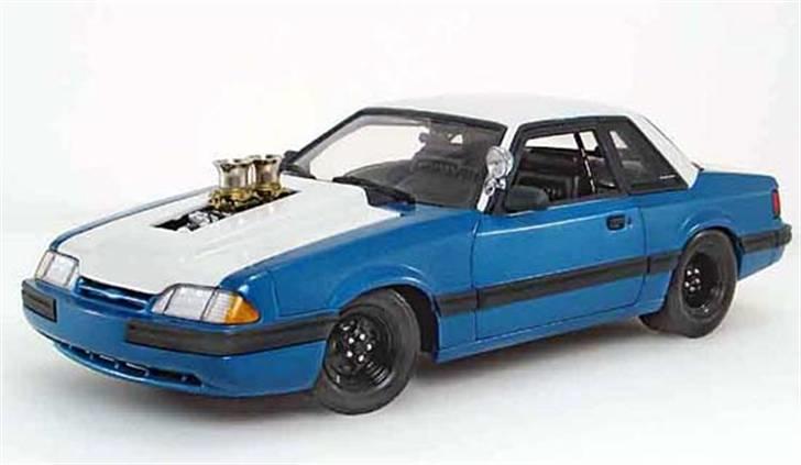 MODEL BILER i størrelse 1:43-1:24 og 1:18  - GMP Diecast...

Ford Mustang 1987. ( Bounty hunter, Pork Chop Mustang ) billede 24