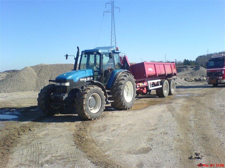 Claas og andet godt fra mit arb. - Lånetraktor da claas'en var på værksted. Ford 8560 med fuld powershift og 173 HK billede 36