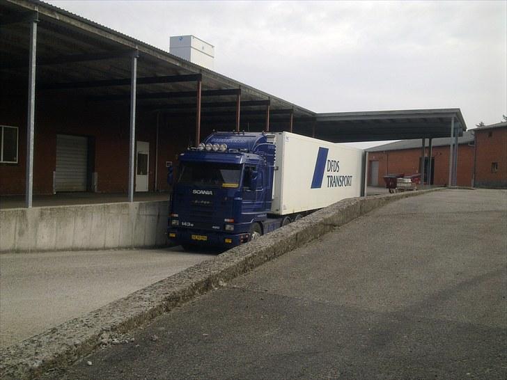 Min vogn ved H C Svendsen.  billede 84