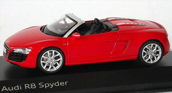 MODEL BILER i størrelse 1:43-1:24 og 1:18  billede 176