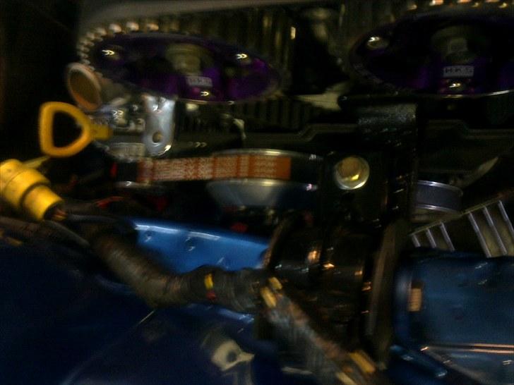 Toyota corolla ae82  - Alu remhjul på dem alle 3, og forchormet beslag til generator. billede 86