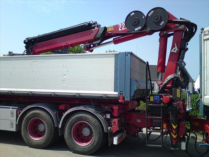 MAN TGS 4 akslet wirehejs. - HMF 2220 kran :) billede 10