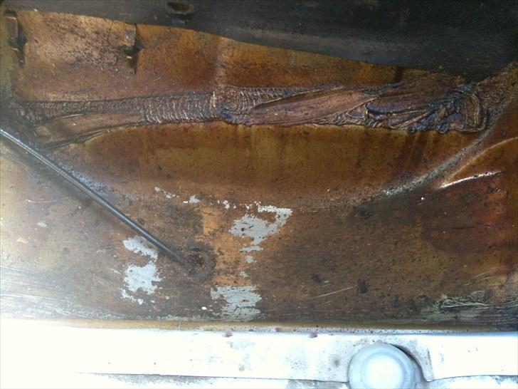 Div. billeder af min Volvo 240 - Billedet taler for sig selv.... billede 11