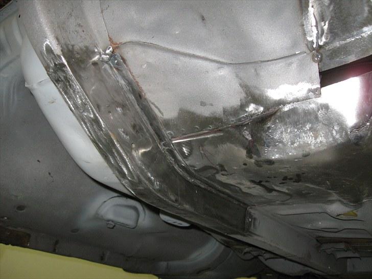 Opel Manta B Gsi :) - Lige et mere af vangen, kan næsten ikke ses at det er blevet lavet.. :) Far der var igang igen.. :) billede 83