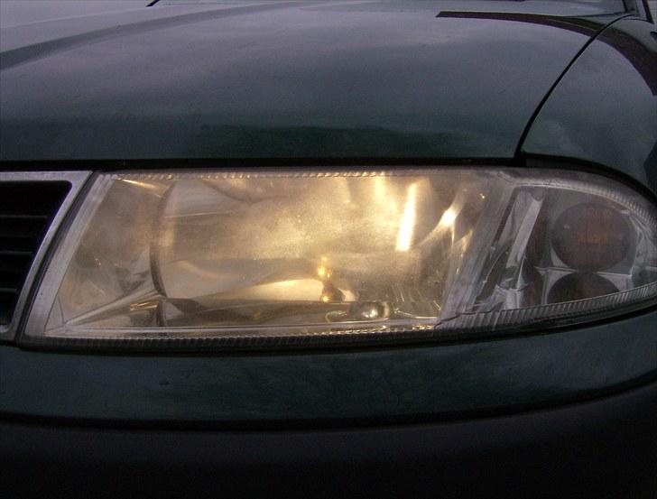 Førstegans polering af plastik lygter billede 5