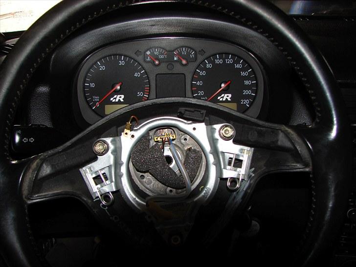 Golf 2 syncro projekt  - D.19-6-10 så blev jeg færdig med instrumentbordet billede 131