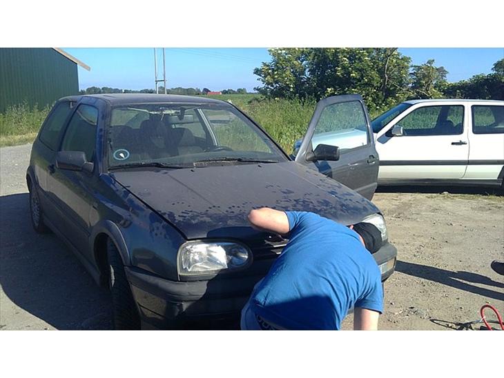 {{currentPhoto.altText}} billede {{currentPhoto.number}}