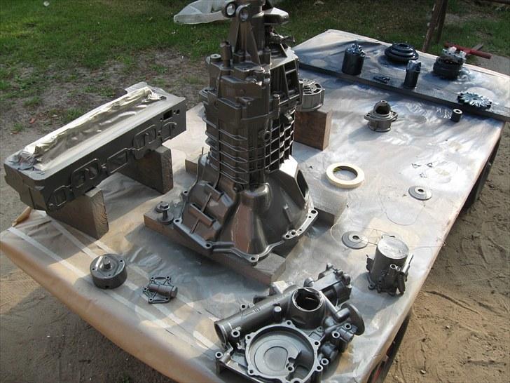 Opel Manta B Gsi :) - Så kom der farve på, meget lækkert.. :) koksgrå og blå, har selv blandet dem.. :) billede 107